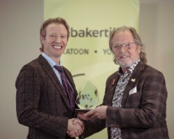 Property Restoration Property Restoration – MODA Medical Aesthetics: Dr. Mighael Viljoen of MODA Medical Aesthetics accepted the Property Restoration Award, sponsored by the City of Yorkton, from Mayor Mitch Hippsley.